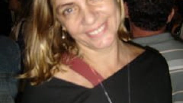 Poucas Palavras: Carla Camurati