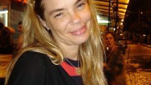 Poucas Palavras: Alexia Dechamps