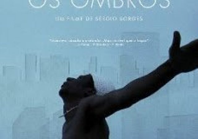 Crítica: O Céu Sobre Os Ombros