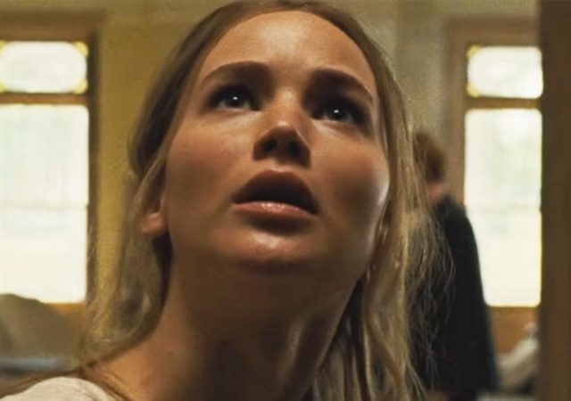 Novo Cartaz de ‘Mãe!’ traz imagem rachada de Jennifer Lawrence e Javier Bardem!