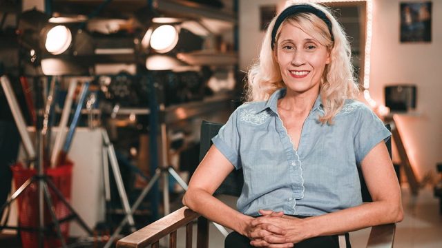 Entrevista: La Cama: Diretora Mónica Lairana