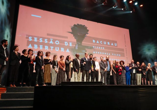 Confira o que aconteceu na noite de abertura do Festival de Cinema de Gramado 2019!