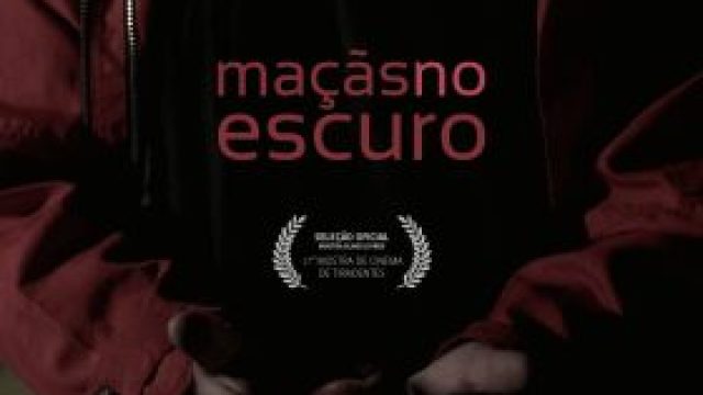 Maçãs no Escuro